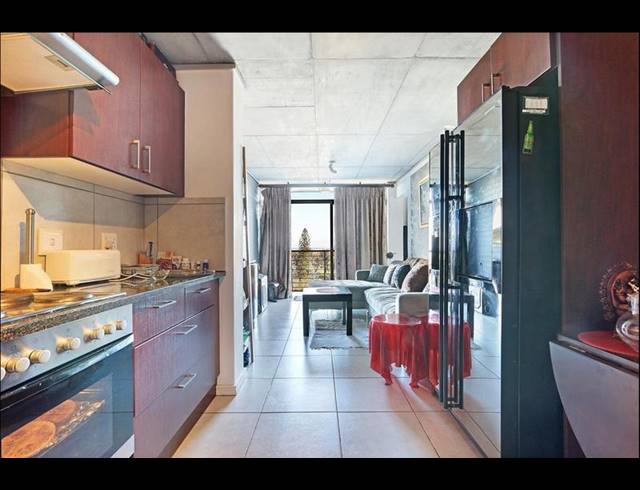 2 BEDROOM APARTMENT FOR SALE IN MILNERTON CENTRAL